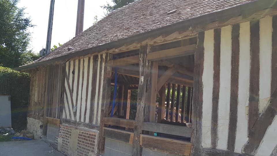Restauration d'une façade en colombage