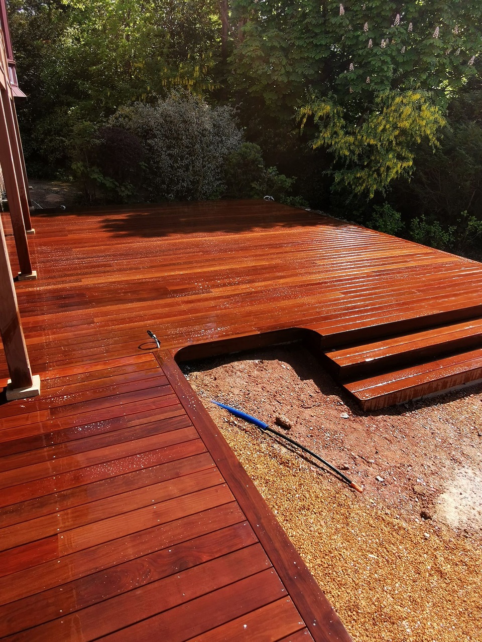 Réalisation d'une terrasse en IPE sur lambourdes