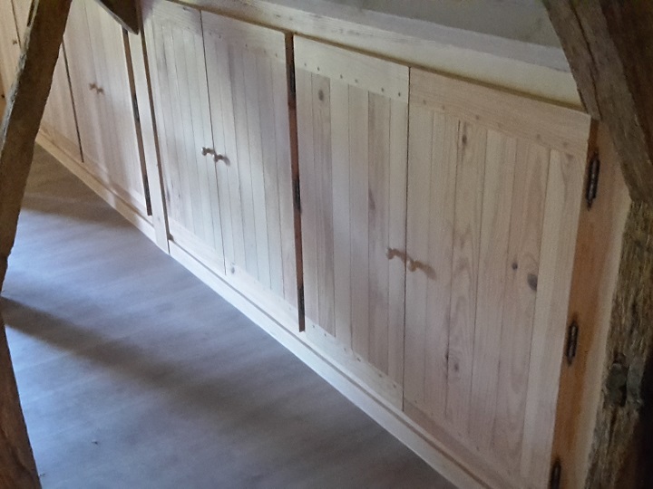 meuble sur-mesure sous combles